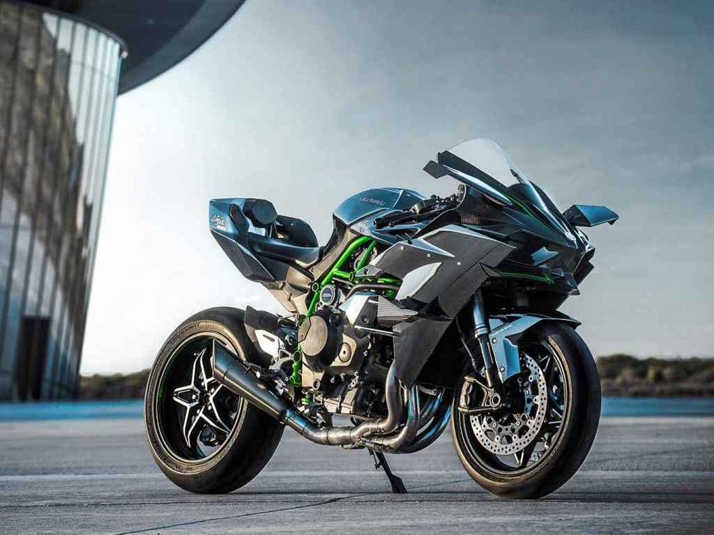 https://bikenationmag.com/wp-content/uploads/2015/09/2015-Kawasaki-Ninja-H2R-Wallpaper-1-1024x768.jpg