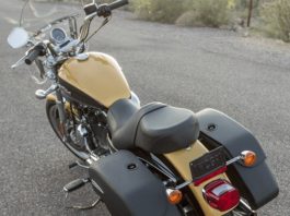 Sportster SuperLow 1200T,  Photos