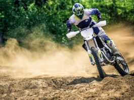 FC 450,  Photos