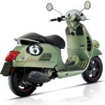 Sei-Giorni-Vespa-rear-view