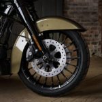 Harley-Davidson-Road-King-Special-4