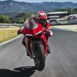 2018-Ducati-Panigale-V4-18