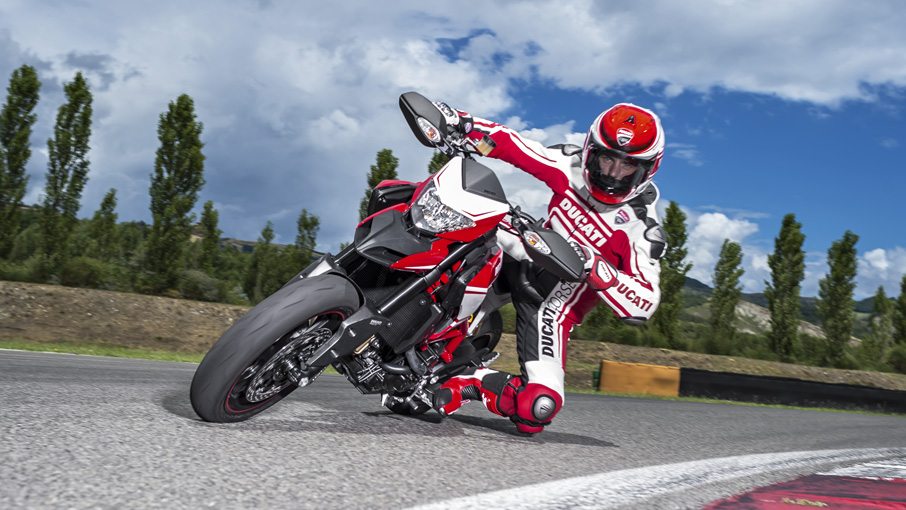 2018-Ducati-hypermotard-939-sp-6