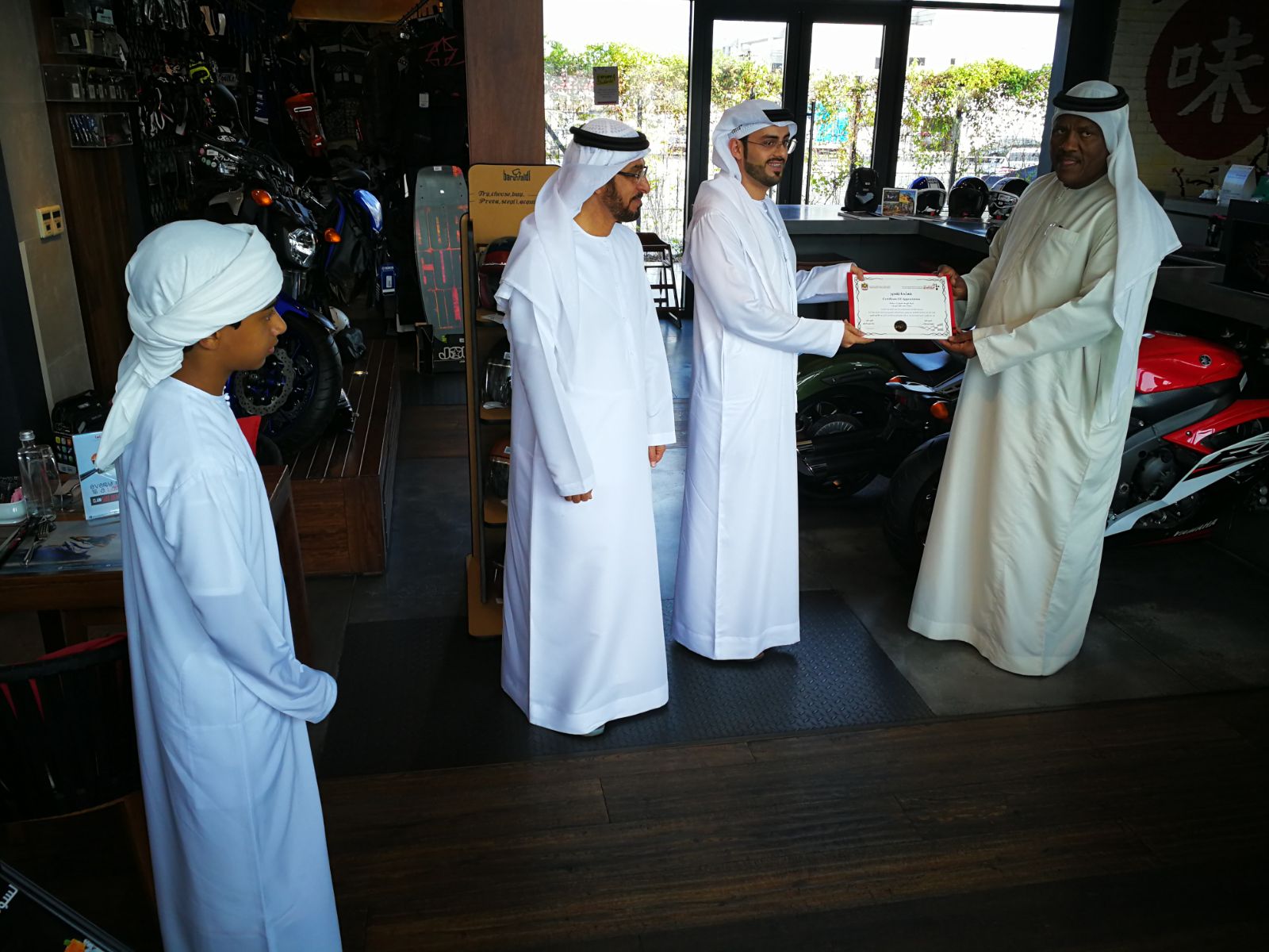 EMSF Award to Al Yousuf Motors (2)