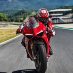 2018-Ducati-Panigale-V4-S-1
