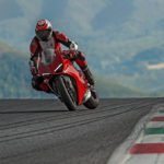 2018-Ducati-Panigale-V4-S-3