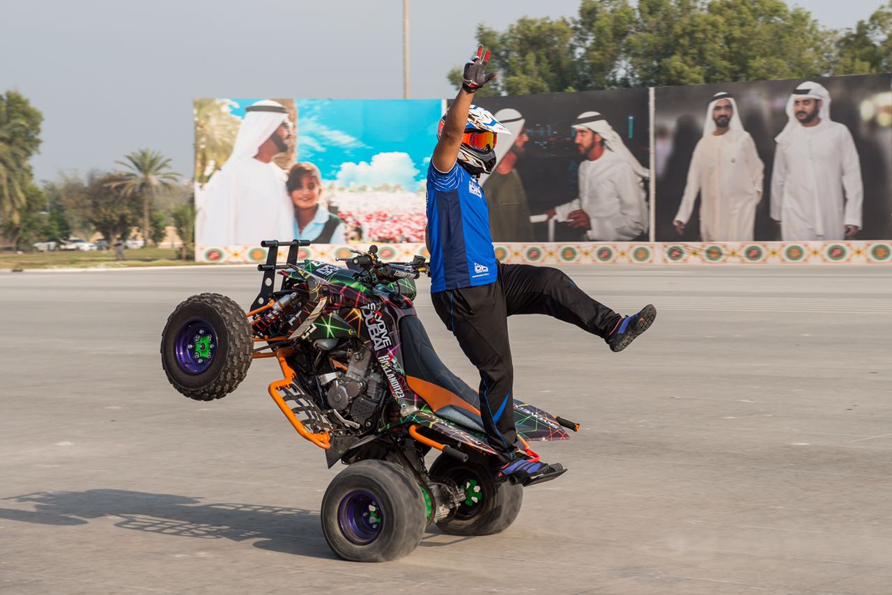 Dubai_Police_Stunt Team_Guiness_World_Record_Attempt