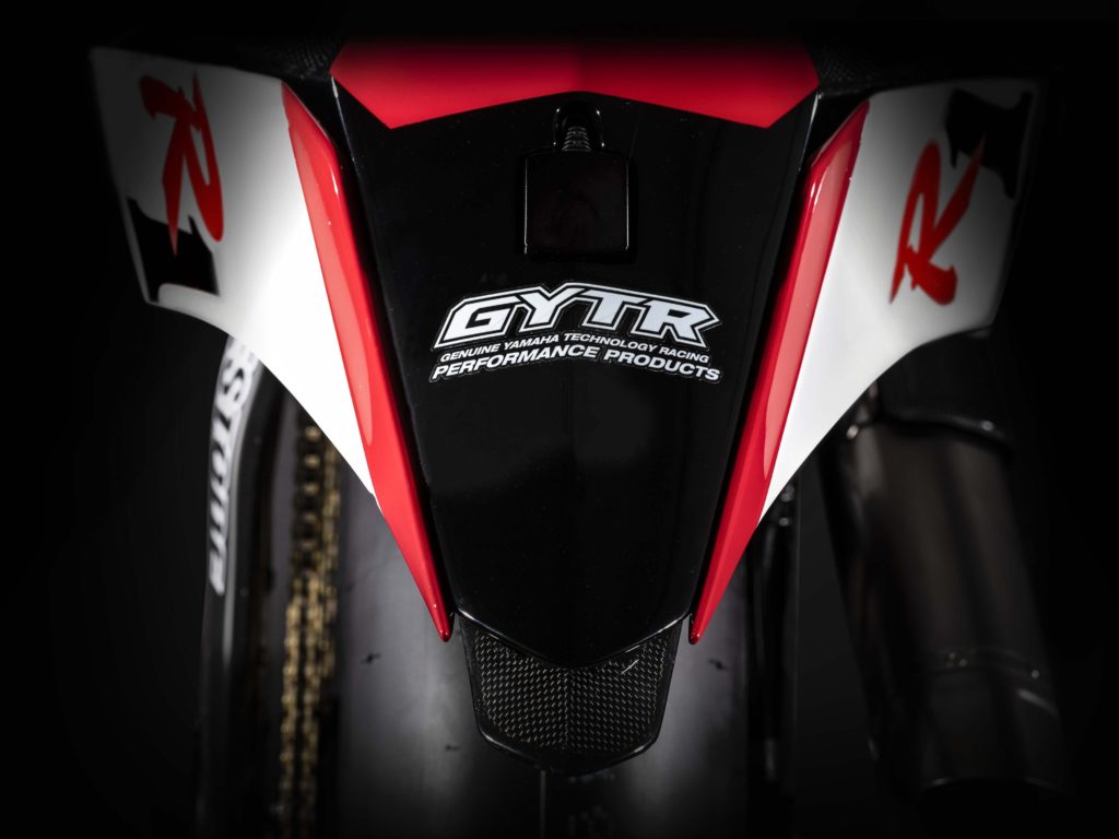 2019-Yamaha-YZF-R1-GYTR-19-UAE-Dubai