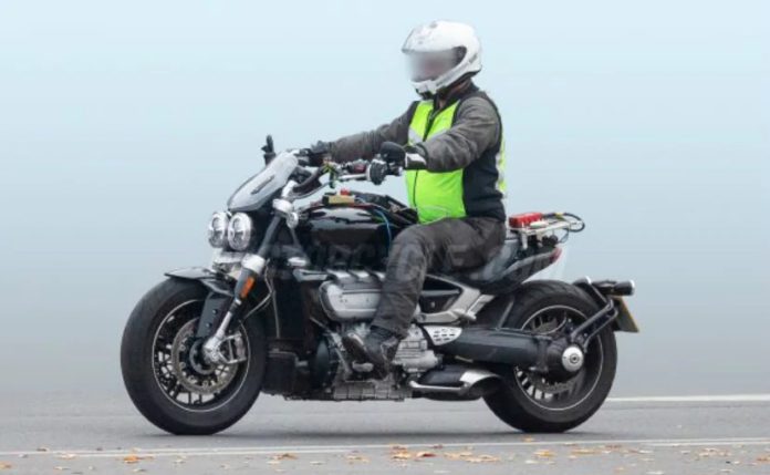 new-triumph-rocket-III-BNM_UAE_DUBAI