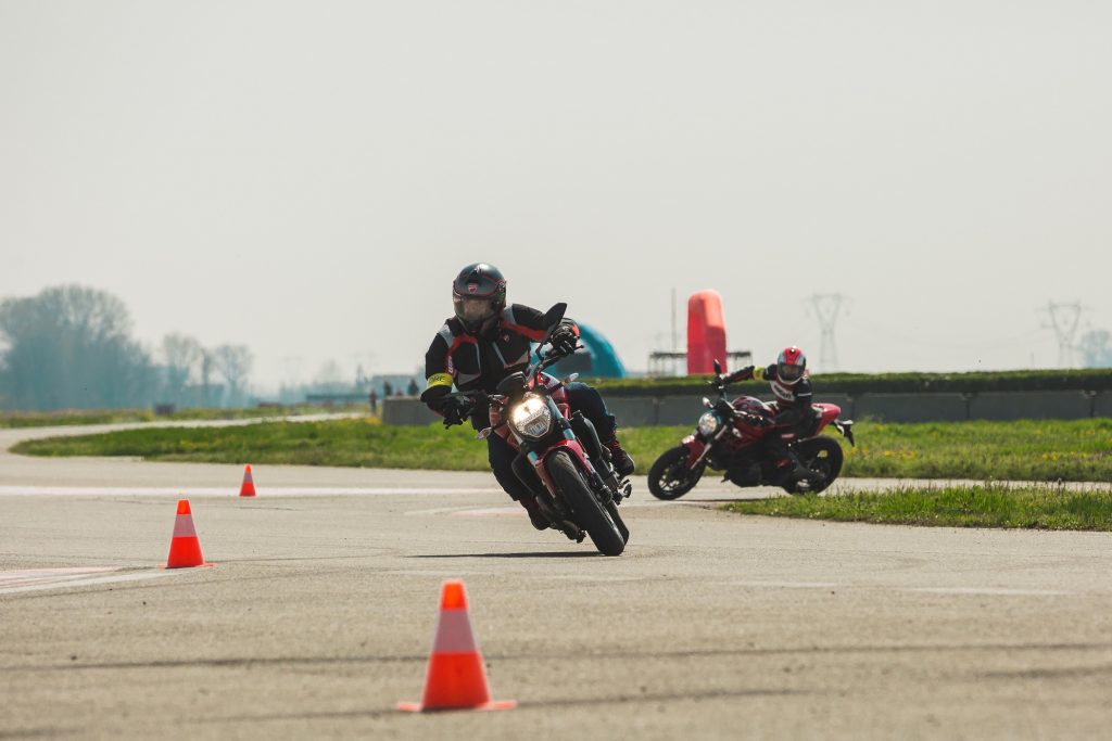 Ducati Riding Academy-DRE Road Academy-uae-dubai