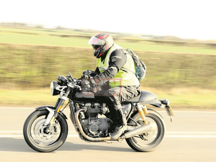 triumph Thruxton-R-Black-uae-dubai