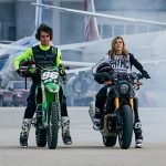 Axell Hodges and Vicki Golden-uae-dubai
