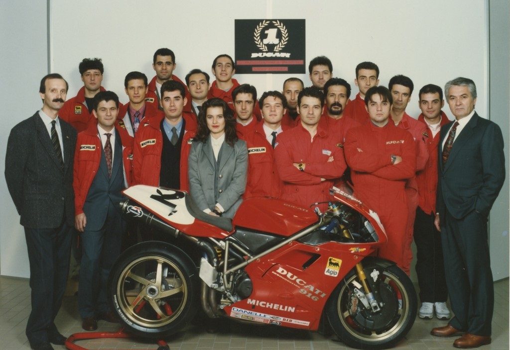 Ducati 916-museum-uae-dubai