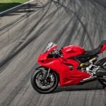 Ducati-Panigale-V2-wallpaper-uae-dubai (5)