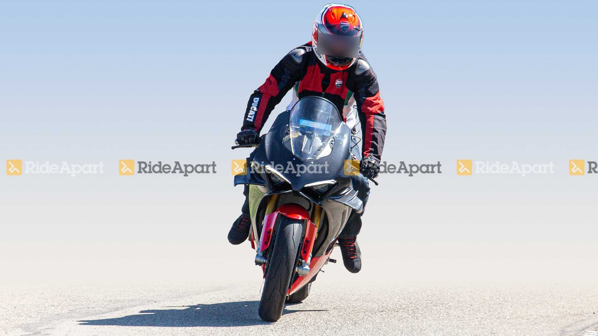 Ducati Panigale V4 Superleggera-test mule-uae-dubai