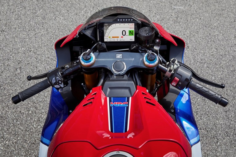 2020 Honda CBR1000RR-R Fireblade-uae-dubai 