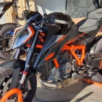 2020 KTM 1290 Super Duke R spy shot