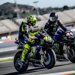 Lewis Hamilton-Valentino Rossi-ride swap-uae-dubai (1)