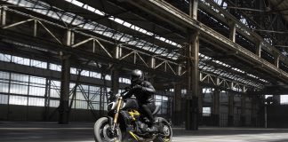 Ducati Diavel 1260 S Black and Steel action