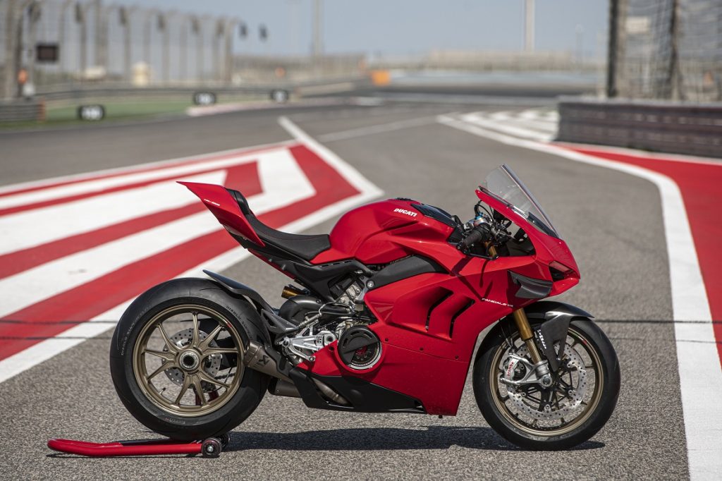 ducati-panigale-v4-with accessories