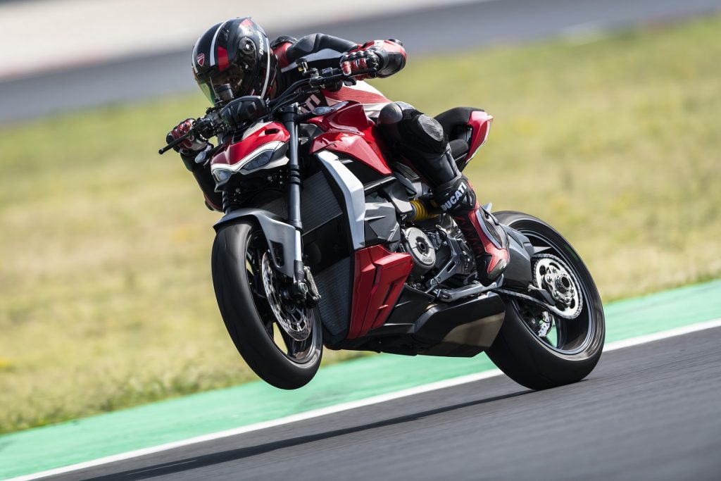 Ducati_Streetfighter_V2 