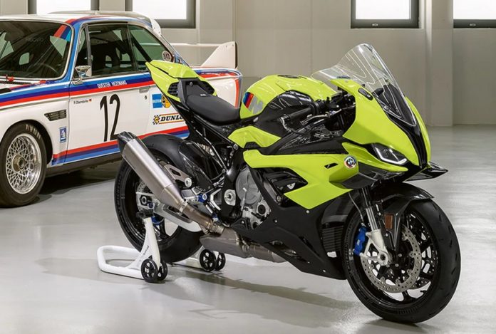 BMW M 1000 RR 50 Years M Anniversary Edition front right