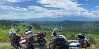 uganda road trip-advs