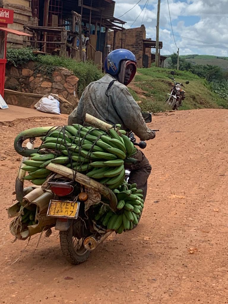 uganda road trip-locals