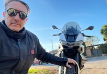 Moto Guzzi V100 Mandello front with rider