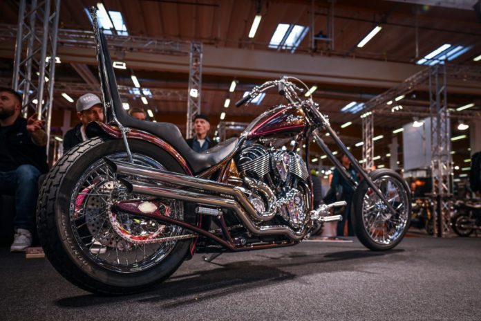 Indian Chief-Based Chopper rear right