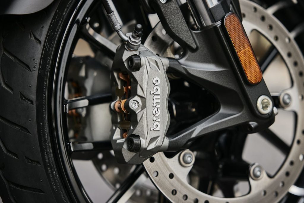 2023 Indian Sport Chief front brakes