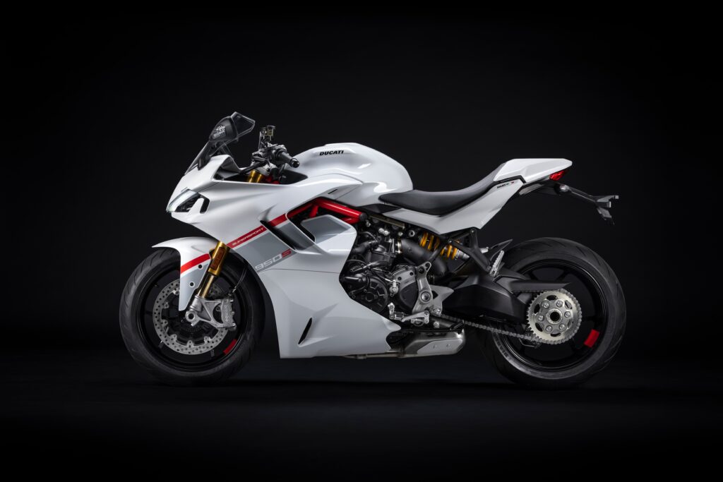 2024 Ducati SuperSport 950 new livery left side