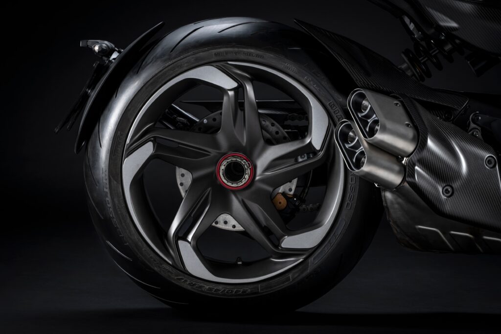 ducati diavel-bentley alloy wheel