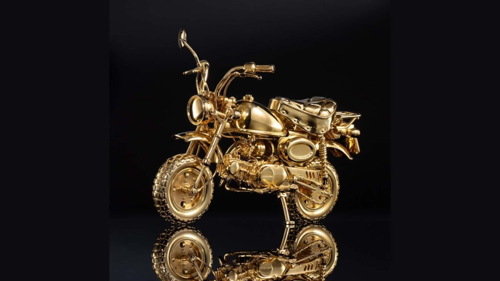 honda-monkey-1-12th-scale---silver-and-gold---u-treasure