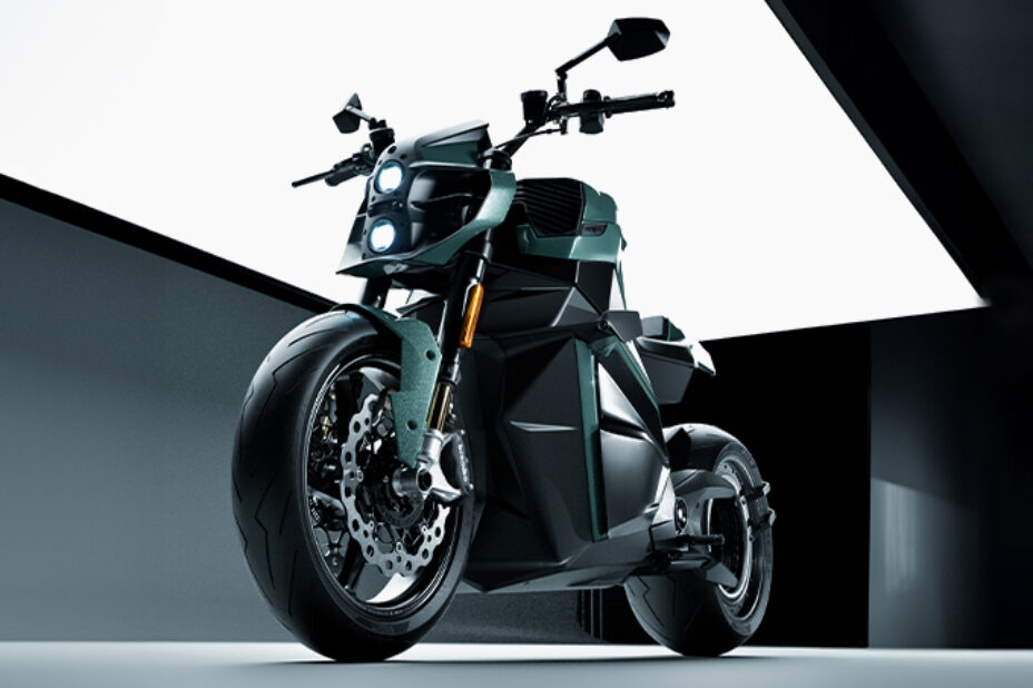 2024-Verge-TS-Ultra-Smart-Motorcycle-front quarter