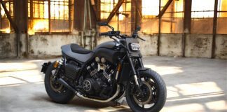 Yamaha VMAX Neoracer by LDK front quarter