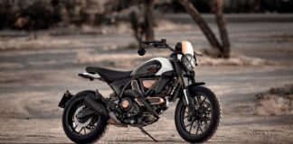Scrambler Ducati 10° Anniversario Rizoma Edition front quarter right