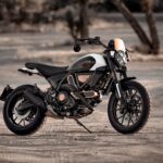 Scrambler Ducati 10° Anniversario Rizoma Edition front quarter right