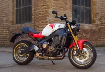 2025 Yamaha XSR 900 right side