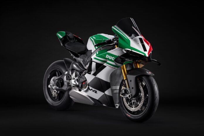 Ducati Panigale V4 Tricolore front quarter