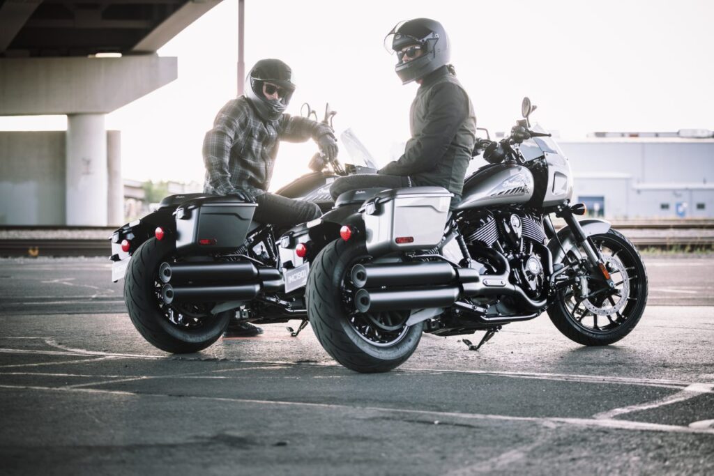 2025 Indian Sport Chief RT rear quarter