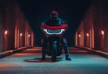 Harley-Davidson Reveals New CVO Models, Including Track-Inspired ST harley davidson CVO Road Glide ST front