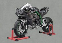 A Tiny Kawasaki Ninja H2R That Actually Blows Steam? Yes, Please! nikolatoy-kawasaki-ninja-h2r-model front quarter