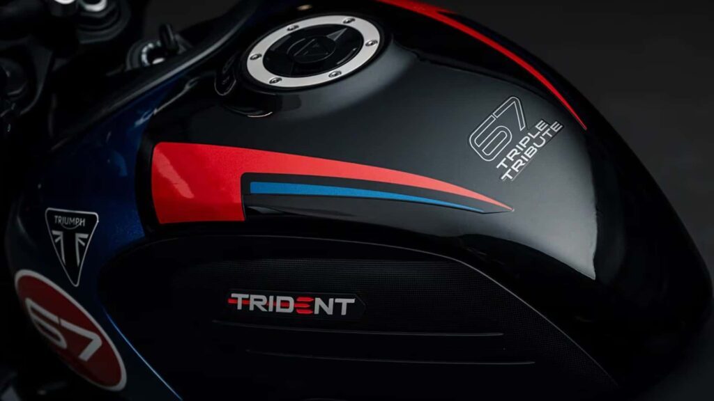2026-triumph-trident-660-triple-tribute tank