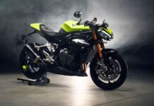 Triumph Speed Triple 1200 RX front quarter