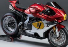 MV Agusta Superveloce 1000 Ago front quarter