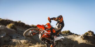 2026 KTM 690 Enduro R jump