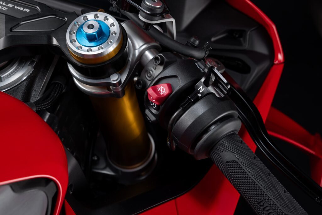2026 ducati Panigale V4 R switchgear