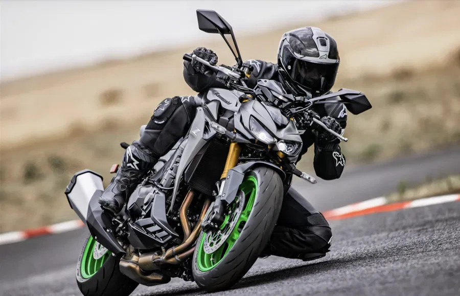 2026 kawasaki z1100 lean