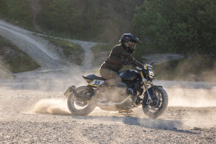 The Tracker Accessories Kit for the BMW R 12 nineT